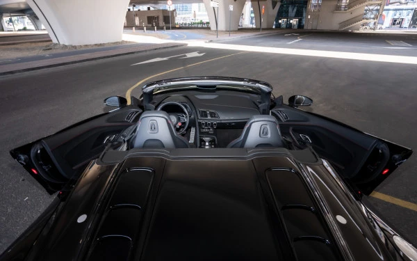 Black Audi R8 Spyder, 2022 Photo 8