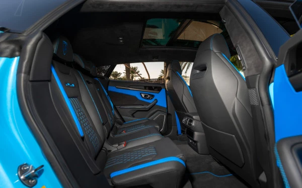 Blue Lamborghini Urus, 2023 Photo 23