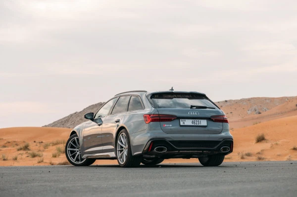 Grey Audi RS6, 2023 Photo 1