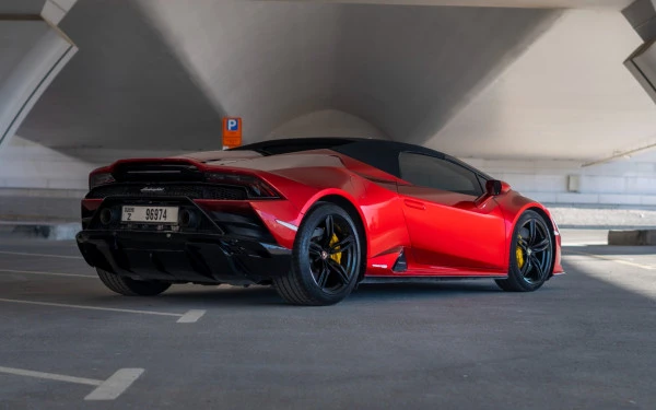 Maroon Lamborghini Huracan Evo Spyder, 2023 Photo 4