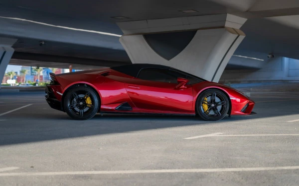 Maroon Lamborghini Huracan Evo Spyder, 2023 Photo 5