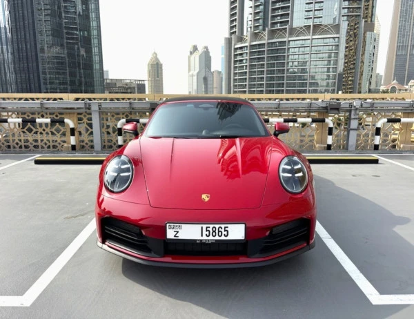 Red Porsche 911 / Carrera, 2026 Photo 1