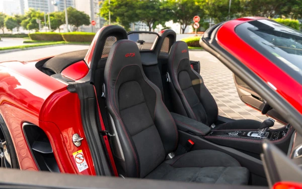 Red Porsche Boxster GTS 718, 2024 Photo 8