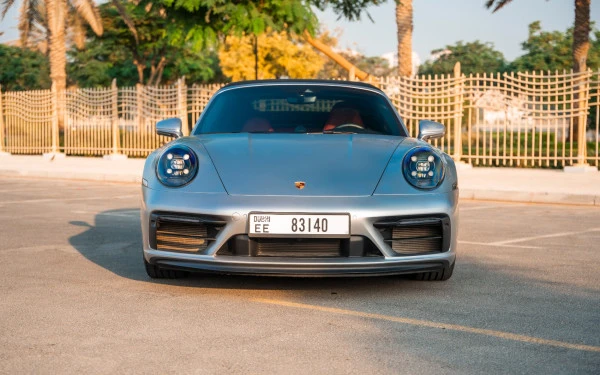 Silver Porsche 911 Carrera GTS, 2024 Photo 1