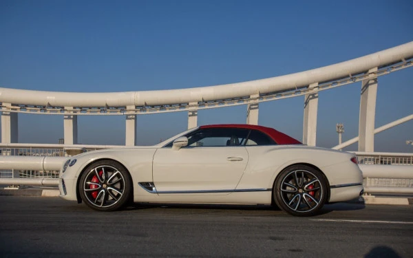 White Bentley Continental GTC V12, 2021 Photo 3