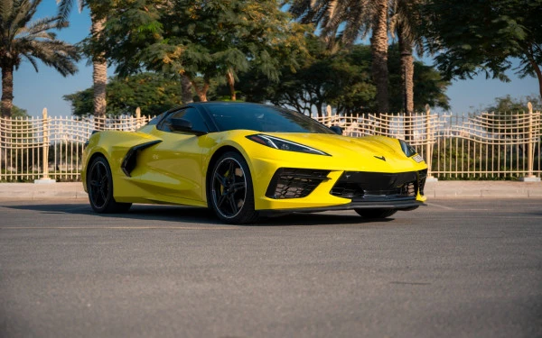 Yellow Chevrolet Corvette, 2022 Photo 1