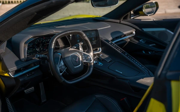 Yellow Chevrolet Corvette, 2022 Photo 15