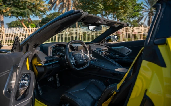 Yellow Chevrolet Corvette, 2022 Photo 24